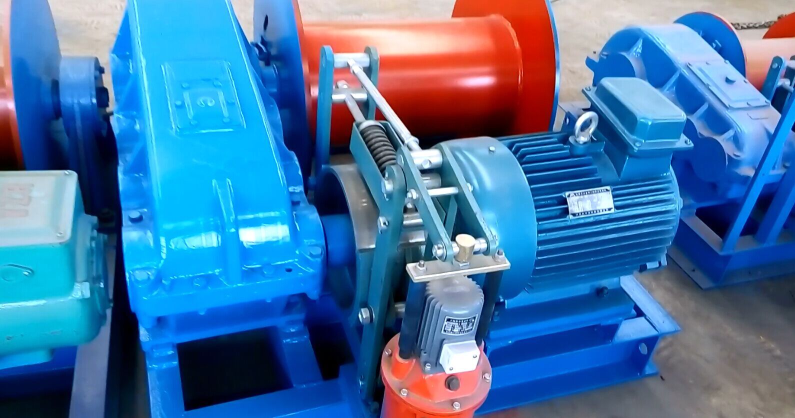 High speed electric winch 