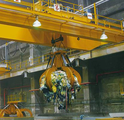 crane in garbage industry