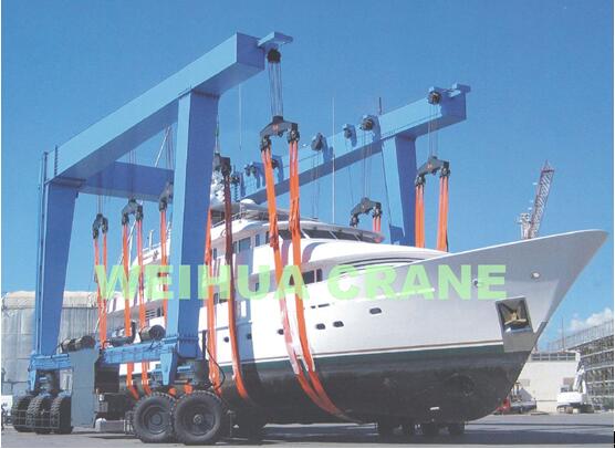 Yacht crane 