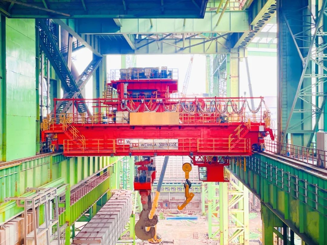 foundry crane